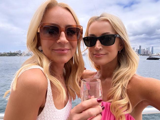 ‘Wow’: Carrie, Jackie O selfie sends fans wild. Picture: Instagram/JackieOHenderson