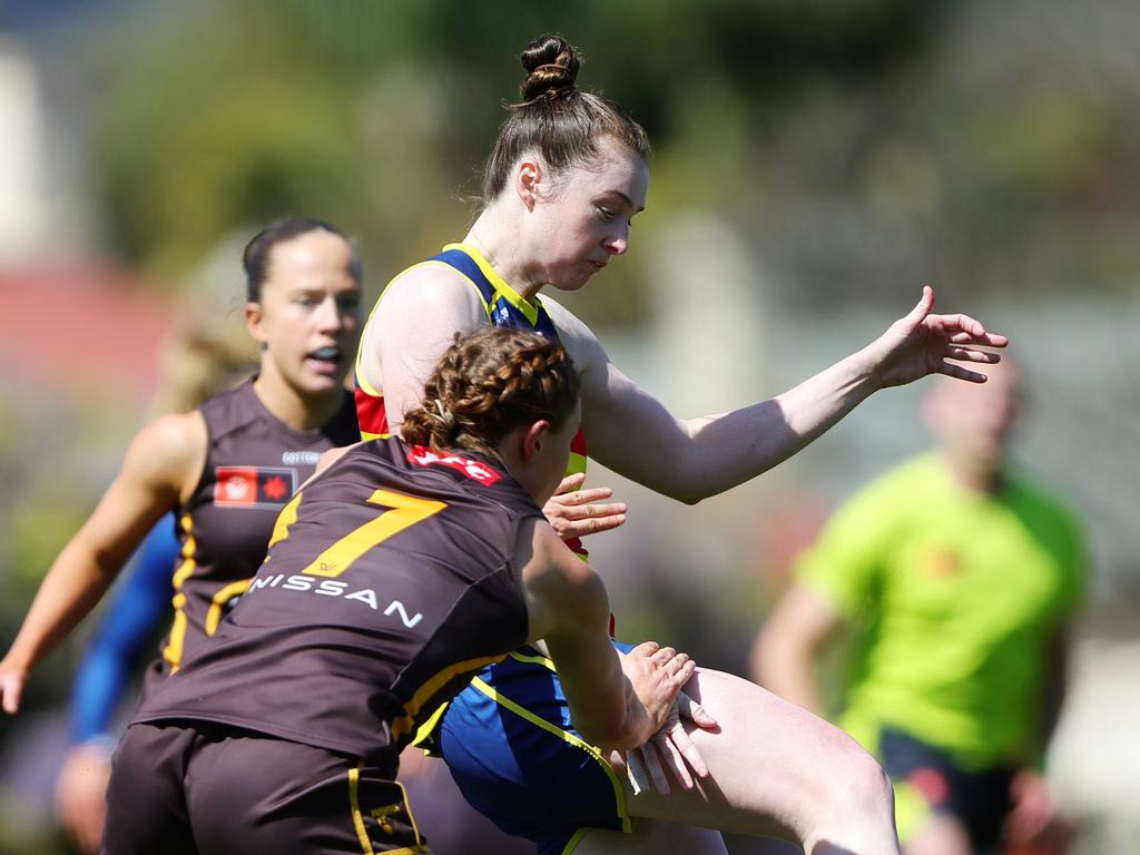 Eliza Reilly says the jumper clash between Adelaide and Hawthorn was ‘dreadful’. Picture: Sarah Reed/AFL Photos via Getty Images