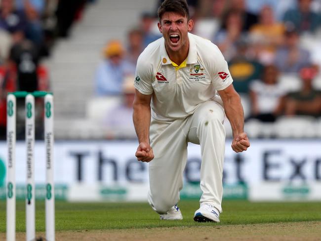 Australia's Mitchell Marsh celebrates taking the wicket of England's Jonny Bairstow for 22 runs during play on the first day of the fifth Ashes cricket Test match between England and Australia at The Oval in London on September 12, 2019. (Photo by Adrian DENNIS / AFP) / RESTRICTED TO EDITORIAL USE. NO ASSOCIATION WITH DIRECT COMPETITOR OF SPONSOR, PARTNER, OR SUPPLIER OF THE ECB