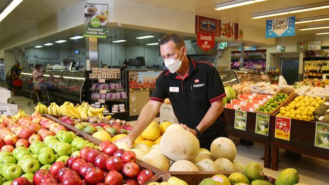 Owners of IGA and Foodland supermarkets have been warned by wholesaler Metcash that lifting shelf prices too high to cope with inflation and the rising cost of doing business could see their customers defect to more competitive rivals like Woolworths, Aldi and Coles. Picture: Brendan Radke