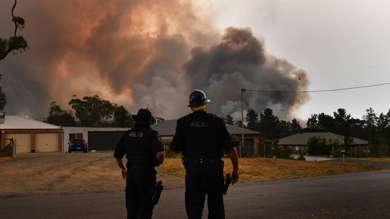 Extreme heat raises the risk of bushfires. Picture: AAP