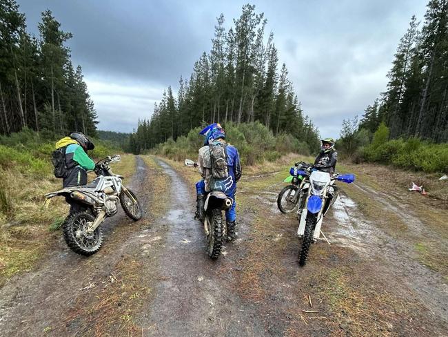 Ash and his friends Jaccob Coad and Jack Lee would take their motorbikes out as a group. Picture: Facebook/Ash O'Haire