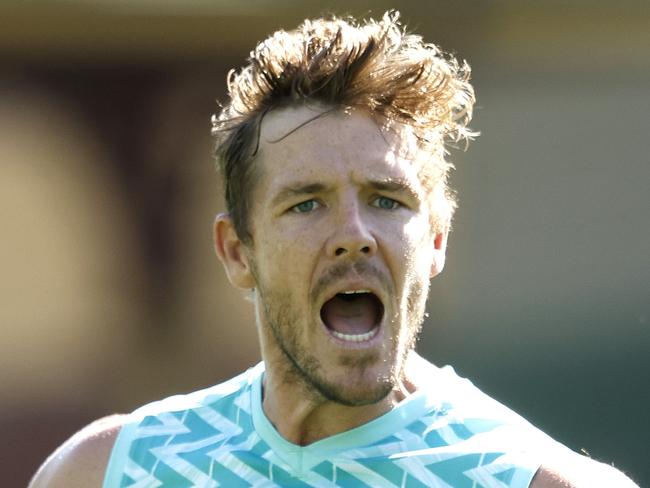 Luke Parker during the Sydney Swans training session at the SCG on April 26, 2024. Photo by Phil Hillyard(Image Supplied for Editorial Use only - **NO ON SALES** - Â©Phil Hillyard )