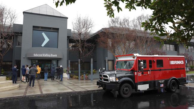 A Brinks armoured truck sits parked in front of the shuttered Silicon Valley Bank headquarters on Friday in Santa Clara, California. Picture: Getty Images