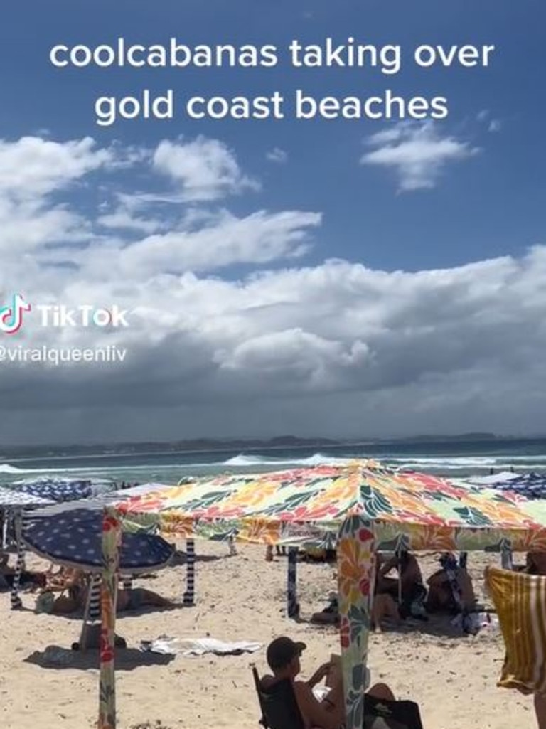 Aussie beaches are now covered in the beach cabanas. Picture: TikTok/@viralqueenliv