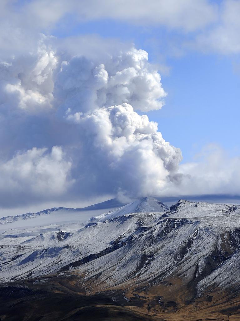 Icelandic volcano: Scientist blows up over fake eruption news | news ...