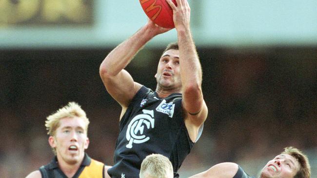 Trent Hotton became an instant star of the Goulburn Valley with Mansfield when he finished his AFL career.