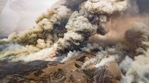 MUST CREDIT - Aerial photos of the Kangaroo Island Bushfire. Picture Tim Lawson @tmanadventure