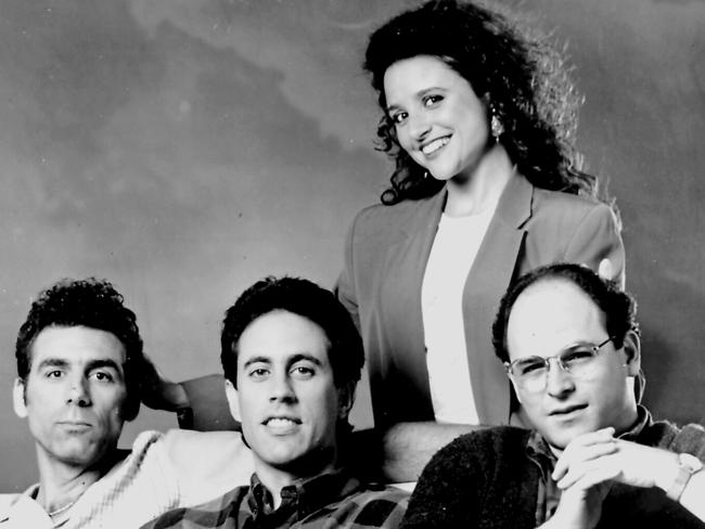 Cast from TV show "Seinfeld" Michael Richards, Jerry Seinfeld, Julia Louis-Dreyfus &amp; Jason Alexander in 1994.