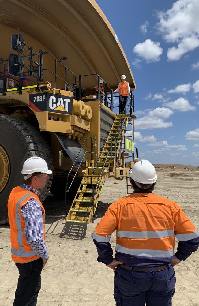 Treasurer Cameron Dick visits the Isaac Plains coal mine.