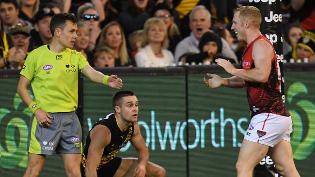 Jayden Short and Josh Green react to the deliberate rushed behind call on Saturday night. (AAP Image/Julian Smith)