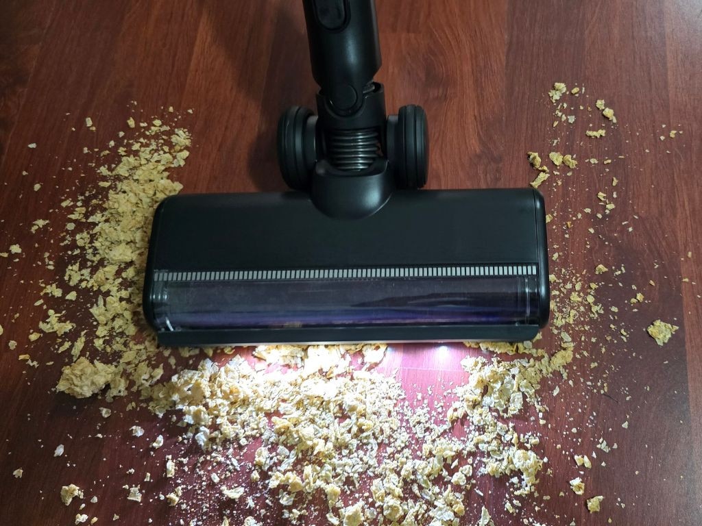 Ecovacs' ZeroTangle brush in action on hardwood floors. Picture: Tahnee-Jae Lopez-Vito/news.com.au.