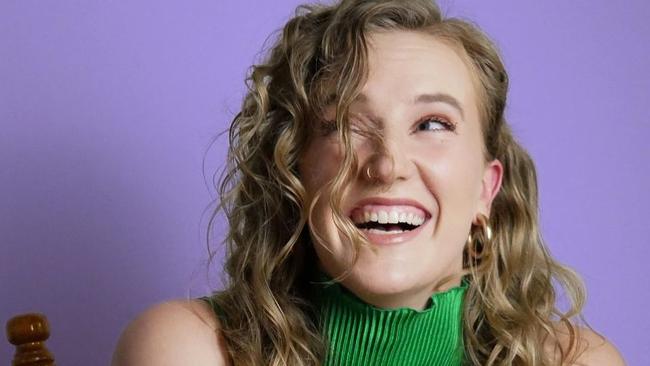 Cabaret performer and comedian Millicent Sarre’s Bisexual Intellectuals show at the Fringe is a welcome change from the regular roster of straight, white male comedians.