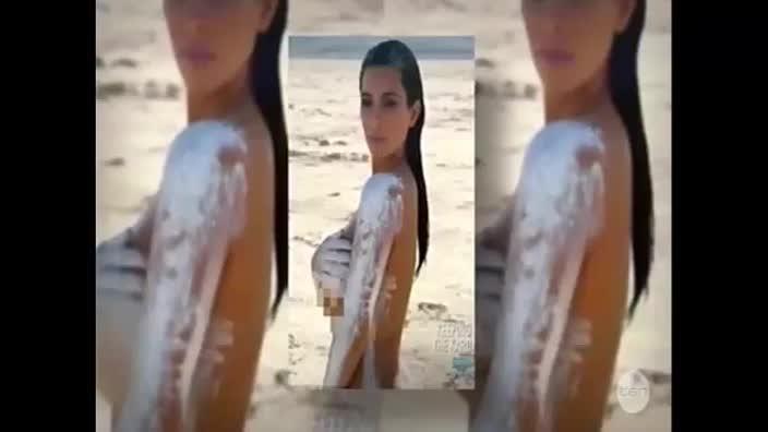 Kim K goes nude in the desert to overcome her psoriasis