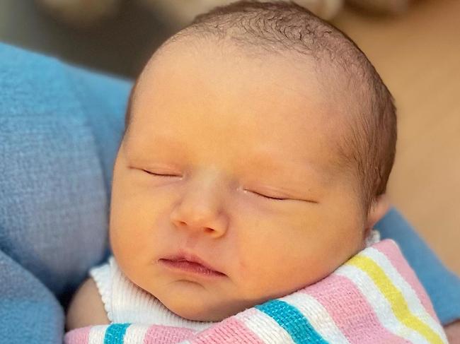 Ex-Home and Away star Luke Jacobz welcomes baby girl Maisie with wife Raychel Stuart. Picture: Instagram/ lukejacobz