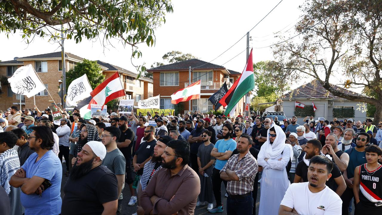 Aussie city on edge as anti-Israel crowds gather