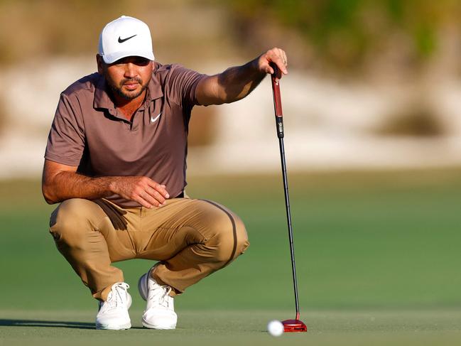 NASSAU, BAHAMAS - NOVEMBER 30: Jason Day of Australia lines up a putt on the 18th hole during the first round of the Hero World Challenge at Albany Golf Course on November 30, 2023 in Nassau, .   Mike Ehrmann/Getty Images,/AFP (Photo by Mike Ehrmann / GETTY IMAGES NORTH AMERICA / Getty Images via AFP)