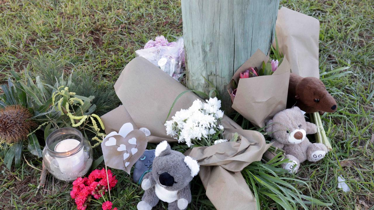 Flowers near the scene. Photo Steve Pohlner