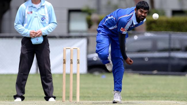 Yoshan Kumara in action for Ivanhoe. Picture: Stuart Milligan