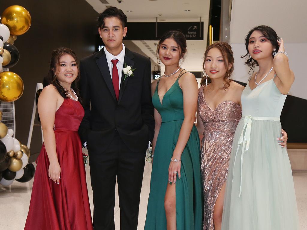 Cairns High school formal 2021: Mega gallery of photos | The Cairns Post