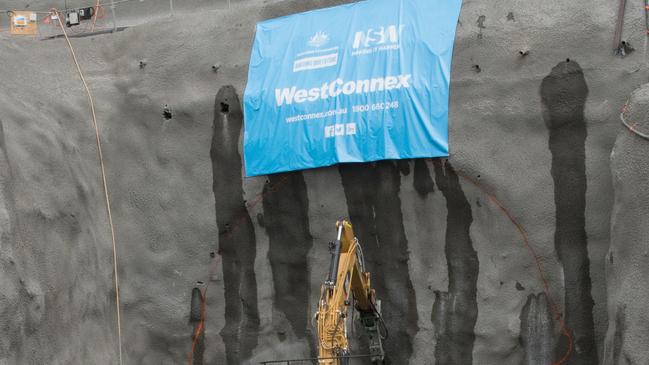 Tunnelling begins at the St Peters Interchange construction site for the New M5 section of WestConnex.