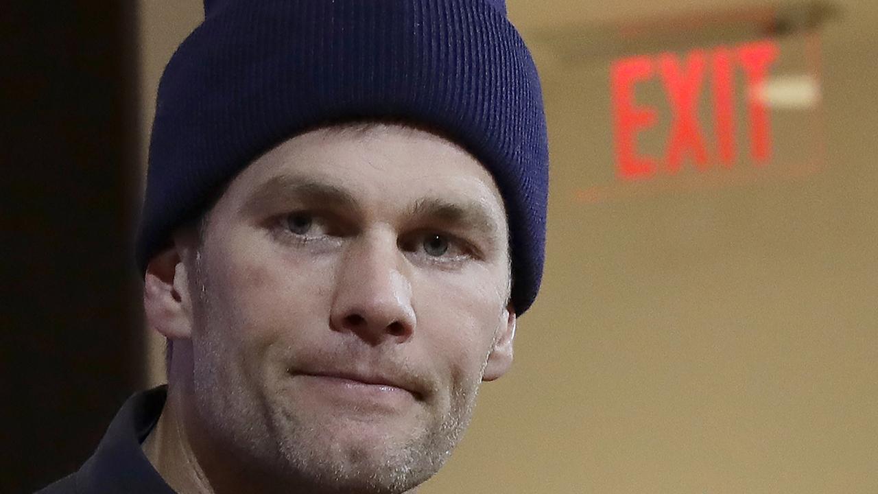 Tom Brady makes Tampa Bay Buccaneers signing official on Instagram:  'Excited, humble and hungry' 