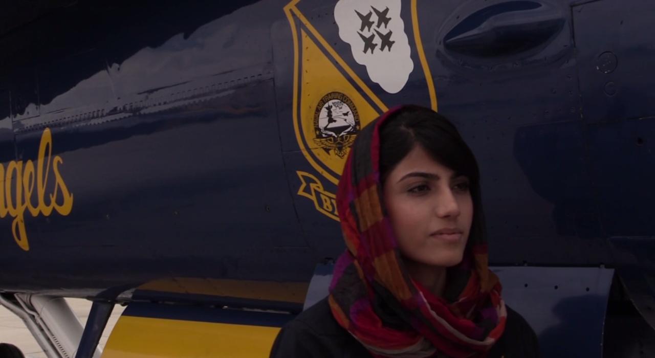 US CA:    Afghanistan's First Female Air Force Pilot Seeks Asylum in the US  File    March 11