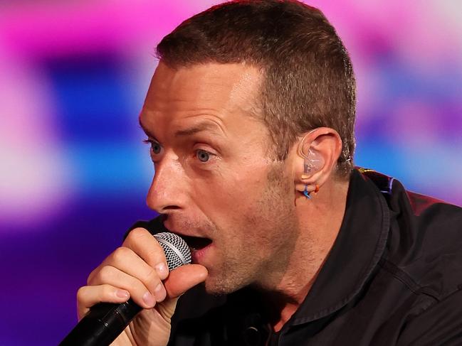 PERTH, AUSTRALIA - NOVEMBER 18: Chris Martin of Coldplay performs on stage at Optus Stadium on November 18, 2023 in Perth, Australia. (Photo by Paul Kane/Getty Images)