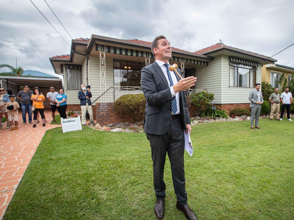 Mark Bouris predicts ‘desperate’ selling. Picture: Julian Andrews