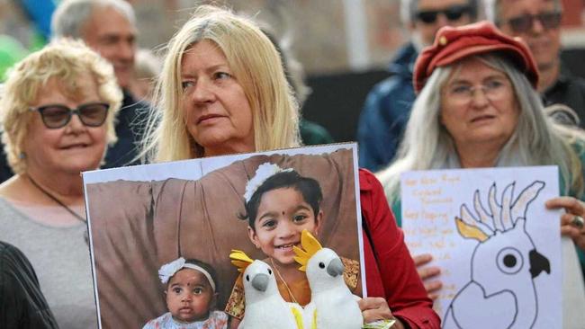 Emotional scenes in Biloela as the community came out in support of the family they say belongs there.