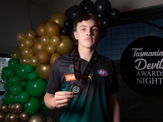 Geordie Payne with the Jack Riewoldt Medal as the Tassie Devils’ best and fairest. Picture: Linda Higginson