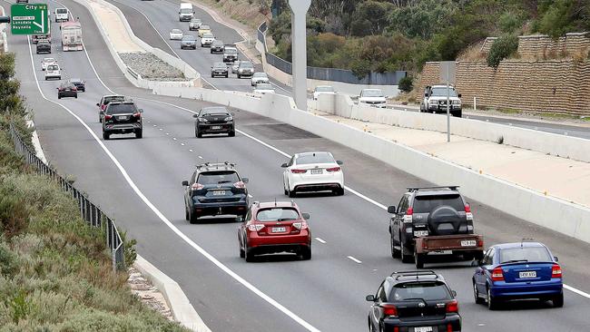 The Southern Expressway was partly closed due to an inicident.