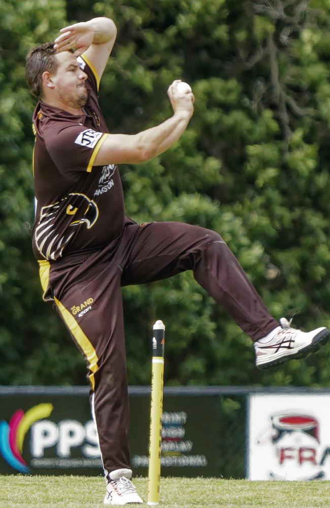 Brett Maxwell bowling for Heatherhill. Picture: Valeriu Campan