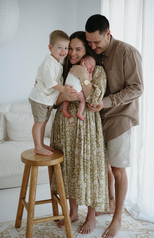 Xavi Ray Stibbards, mother Brittany Barron holding baby Azai next to her husband Logan Stibbards. photo: Candice Van Moolenbroek Photography