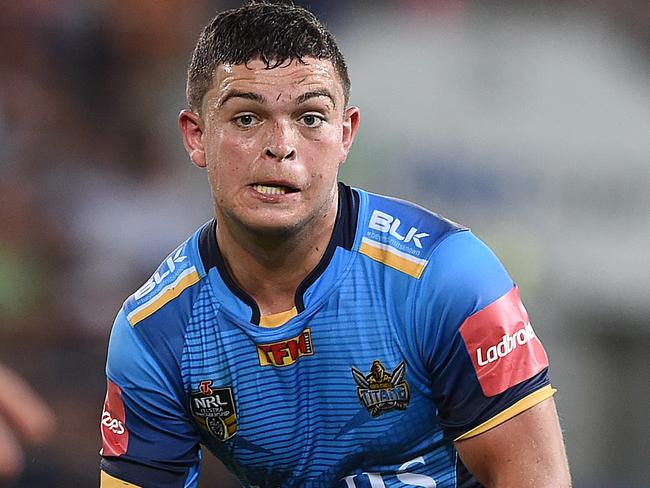 Ashley Taylor is expecting to be a target against the Sharks.