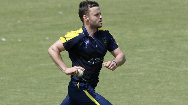 Michael Rogneda in action for Plenty Valley. Picture: Andy Brownbill