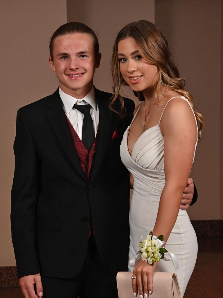 Concordia College Senior School Formal 2021: Photo Gallery 