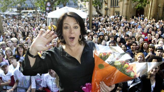 Wendy Harmer was farewelled by thousands of fans in Sydney in 2003.
