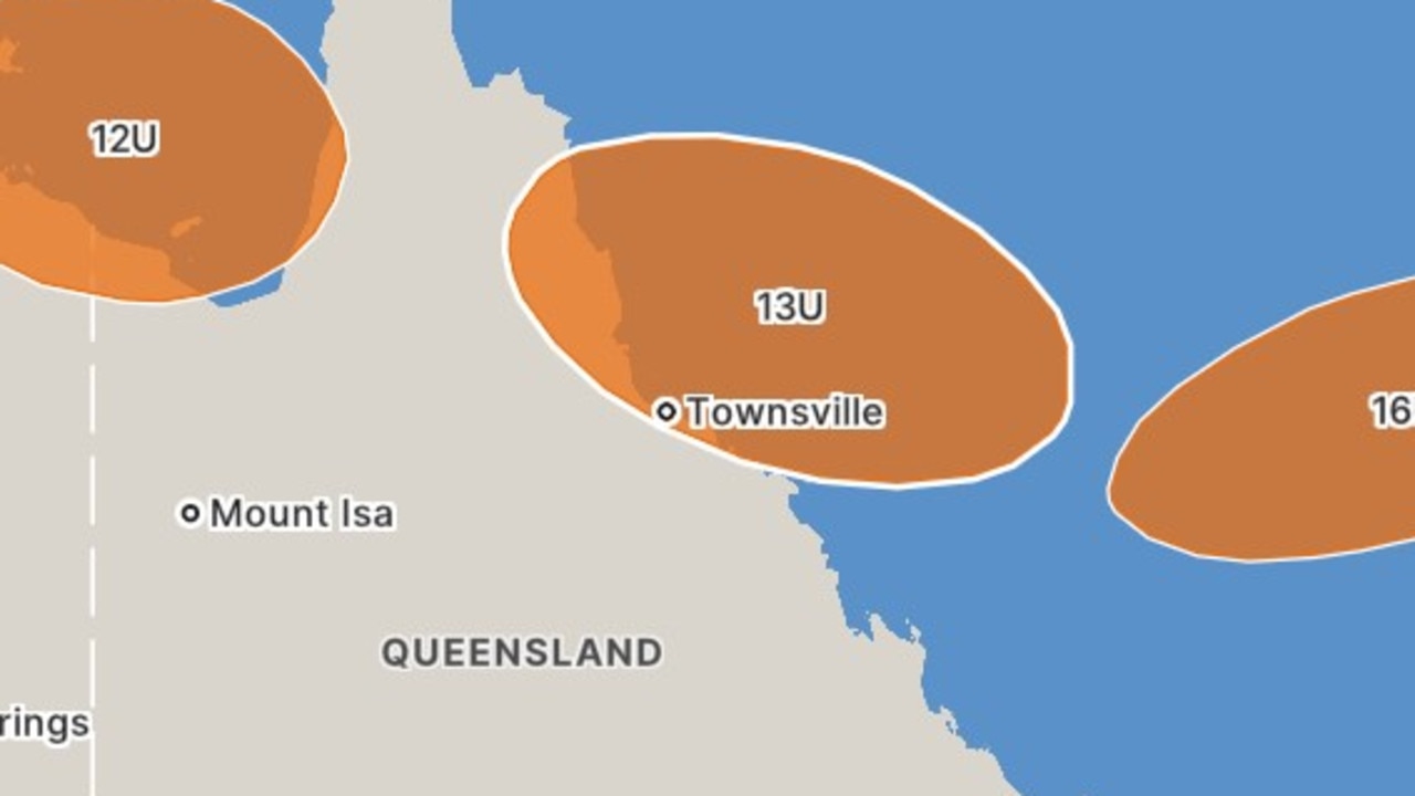 ‘Incredibly rare’ triple cyclone threat off Qld increases, 300mm falls possible