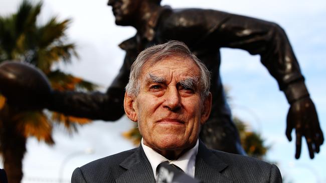 Former All Blacks player Sir Colin Meads.