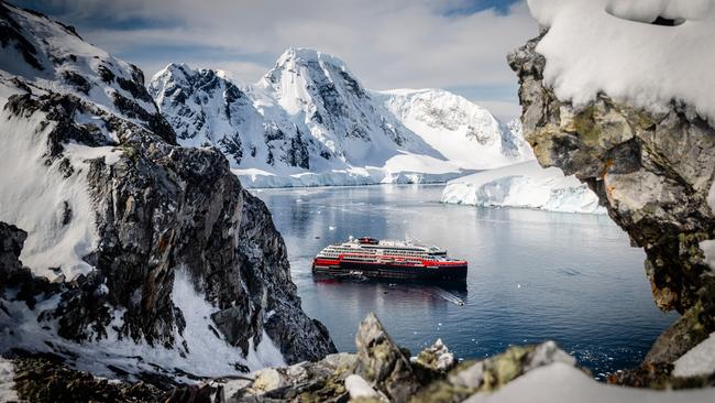 I’d urge you to look at the popular HX (Hurtigruten Expeditions) 11-day Highlights of Antarctica sailing. Picture: Oscar Farrera (Supplied).