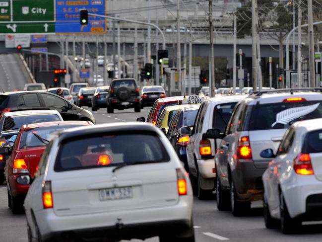 Weekend traffic. Kings Way, South Melbourne. 5.10pm Sunday.