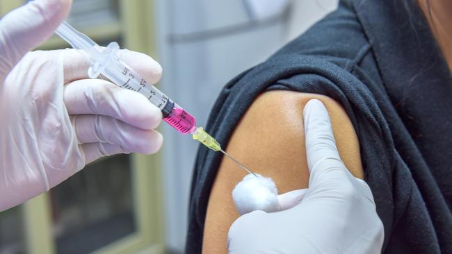 flu-shot-australia-why-timing-of-vaccine-is-critical-daily-telegraph