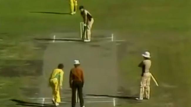 Trevor Chappell’s underarm delivery to Brian McKechnie. Source: YouTube