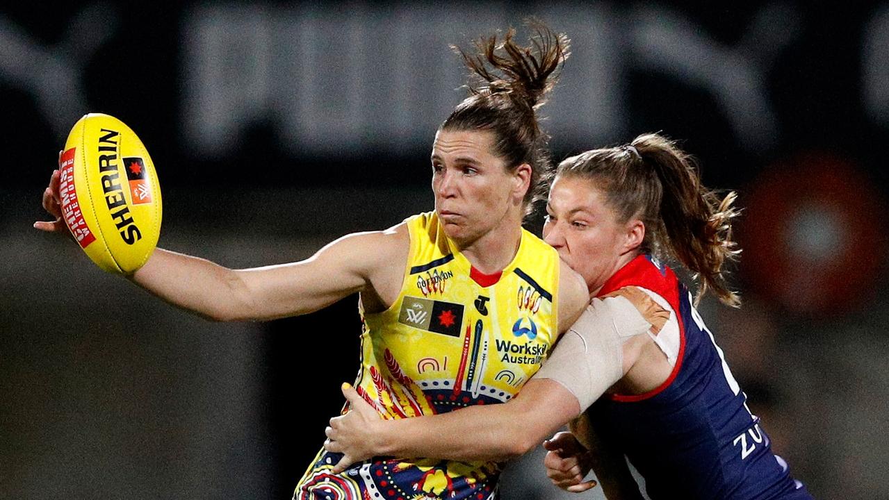 Chelsea Randall is set to return for Adelaide’s preliminary final against Brisbane.