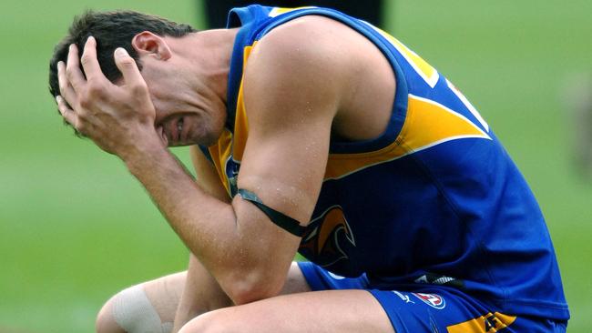 Dean Cox breaks down at the end of the game. 2005 Grand Final. Sydney Swans v West Coast Eagles. MCG.