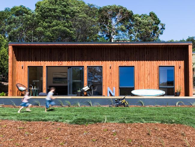 NEAThouse, Tasmanian sustainable home builders, won the HIA GreenSmart display home national award (Sept 2016). HOME mag feature Pix by Natalie Mendham - please credit