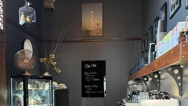 Described as a “hole in the wall,” Chai Chai combines a cozy atmosphere with artistic charm, inviting guests to enjoy sweet treats alongside their favourite brews.