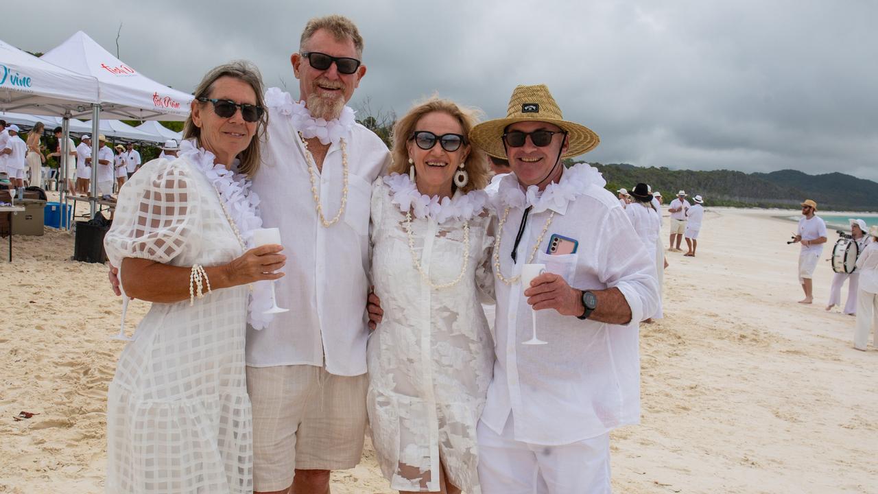 White on Whitehaven Andrew Pattinson Vampp Photography Airlie Beach