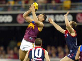 Fitzroy Lions, Brisbane Bears, Brisbane Lions, Alastair Lynch 10